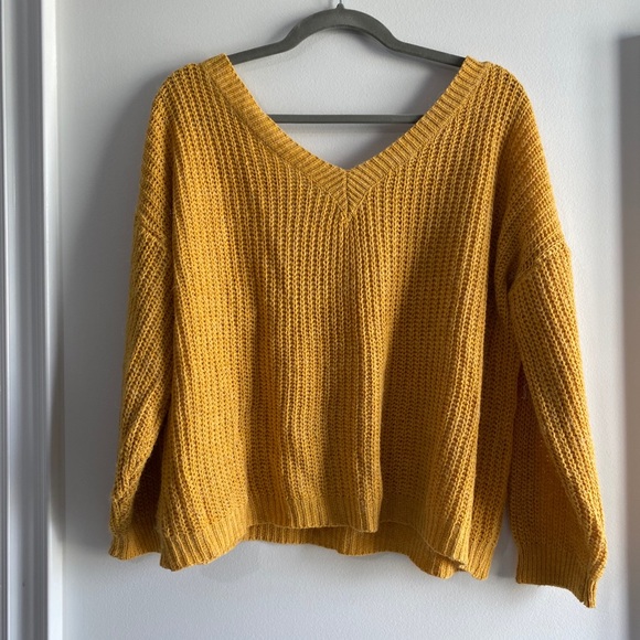 Dropped Shoulder V-neck Sweater - Picture 3 of 3